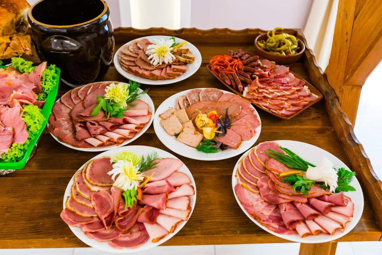 科尔奇瓦酒店 Mlyny  外观 照片